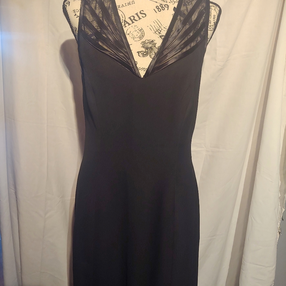 Floor Length Reggio Stunning Black Dress